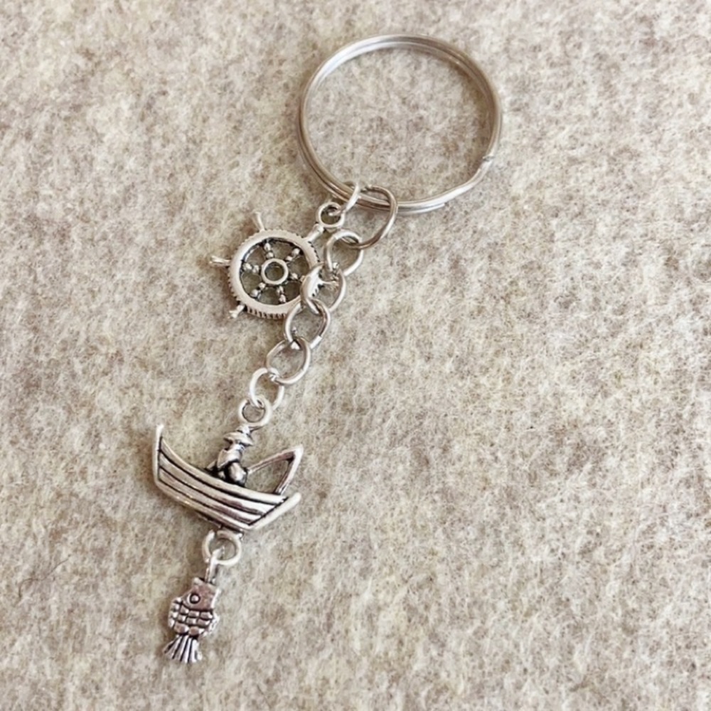 Fishing 🎣 Lover’s keychain Dad  nwt